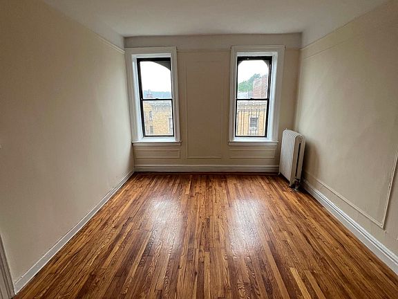 5th image of 46 Cooper St #5B