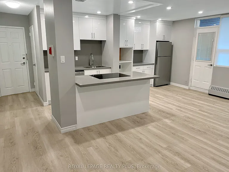 3065 Queen Frederica Dr #402 — Photo 3