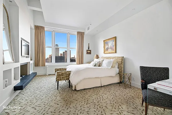Sold by Sotheby's International Realty | media 8