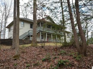 2206 Highland Acres Way, Gatlinburg, TN 37738