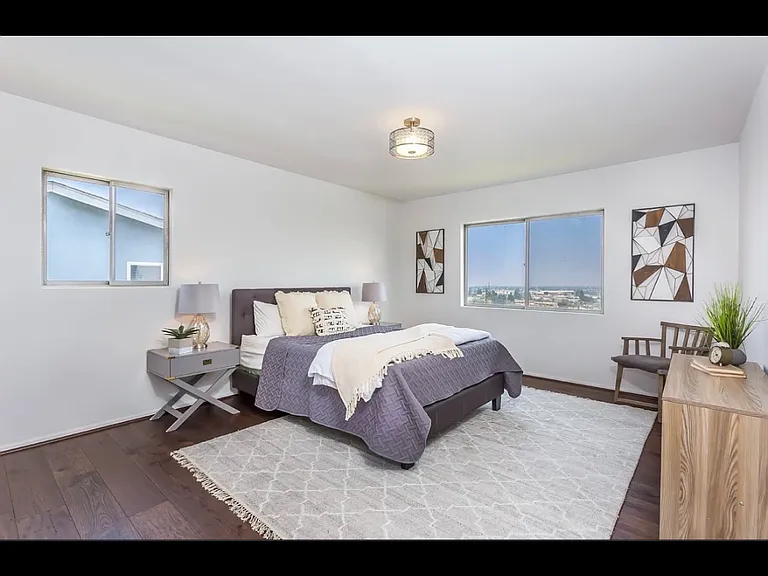 170 Waverly Dr — Photo 2