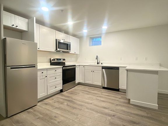 2nd image of 1418 2nd Ave W #A