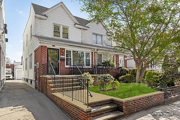 Sold by Corcoran | media 12