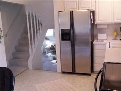 5th image of 210 Manor Park Dr