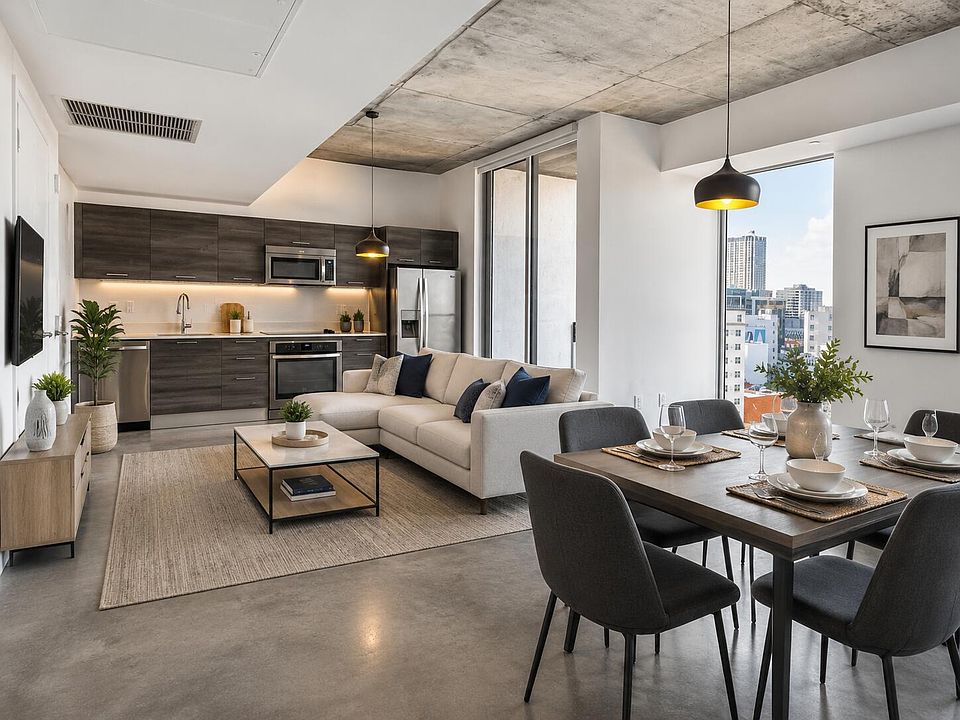 1st image of 151 SE 1st Street #608