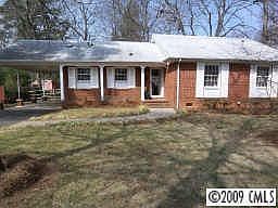 1st image of 1527 Briarfield Dr