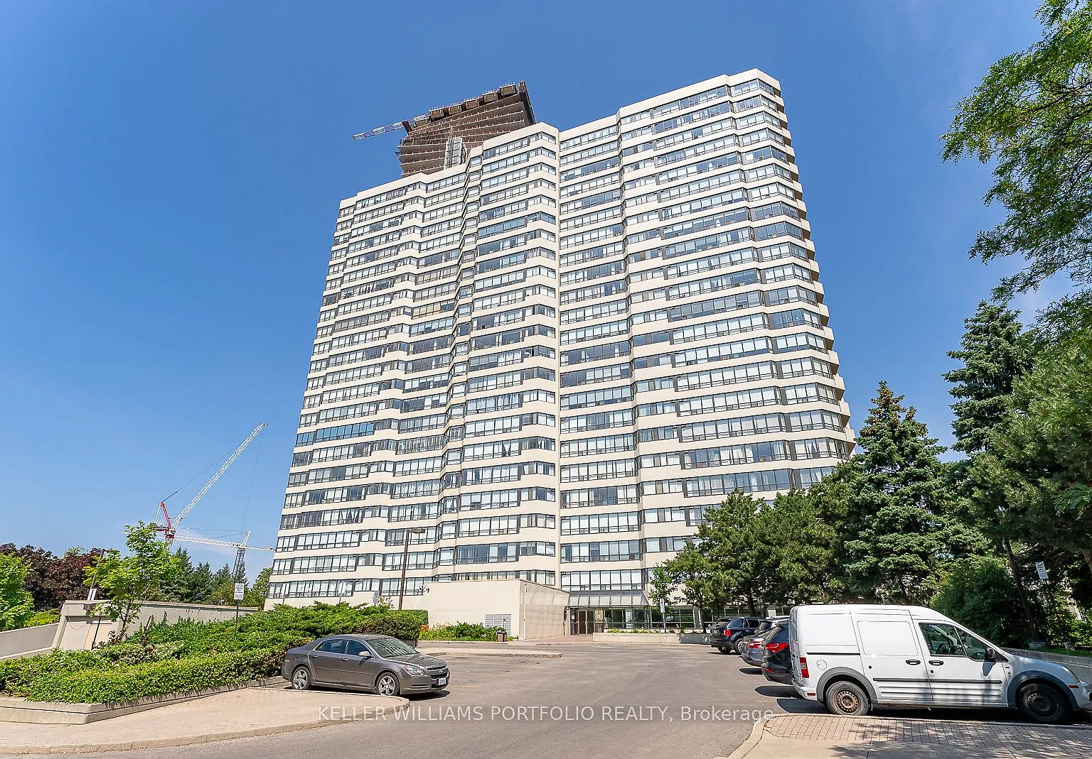3 bed, $3,000 — Photo 1