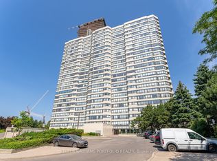 400 Webb Dr #1402, Mississauga, ON L5B3Z7