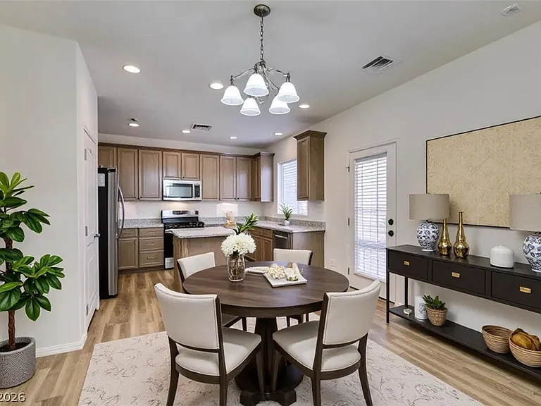 685 Taliput Palm Pl — Photo 13