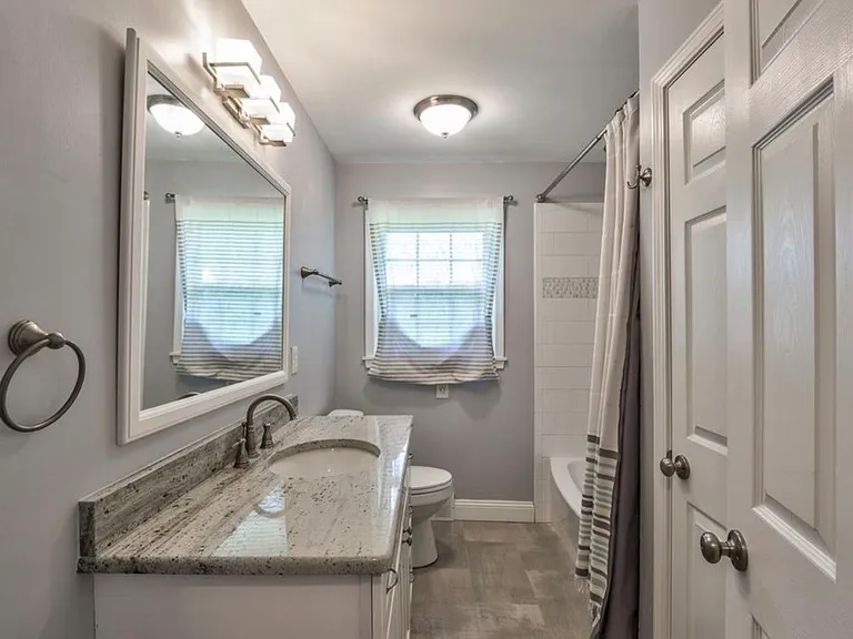 5905 Hines Cir — Photo 7