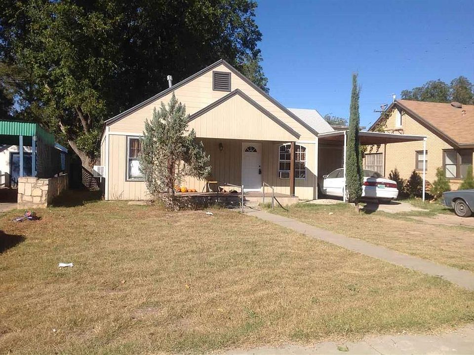 1st image of 111 N Mesquite St