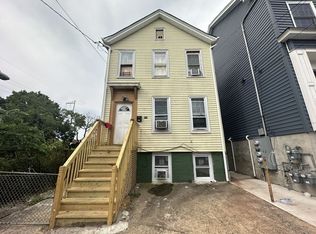 340 Townsend St, New Brunswick, NJ 08901
