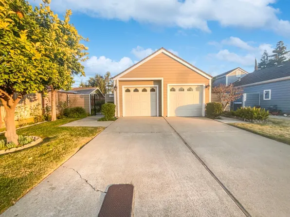 1704 Cape Cod Cir, Lodi, CA 95242