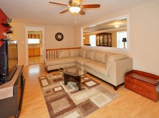 16 Roland Ln, Saint Peters, MO 63376