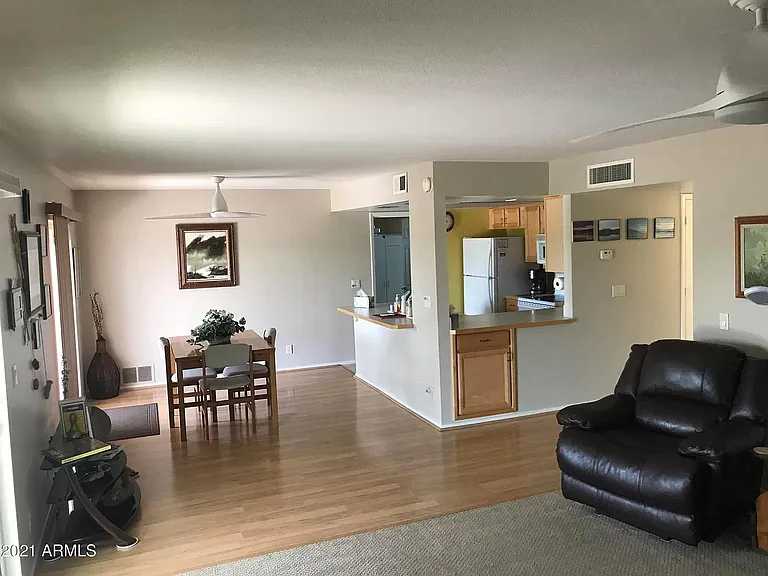 2213 N Lema Dr — Photo 10