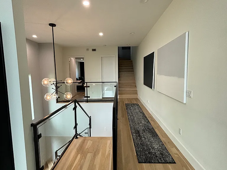 5621 Winton St — Photo 6