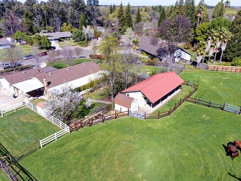 1st image of 7000 Heritage Oak Ct