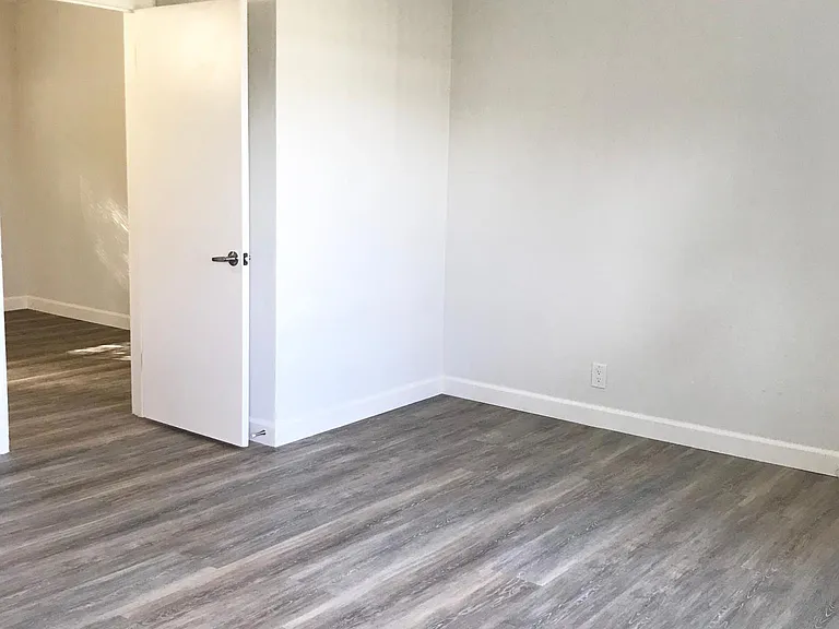 351 Chestnut Ave — Photo 10