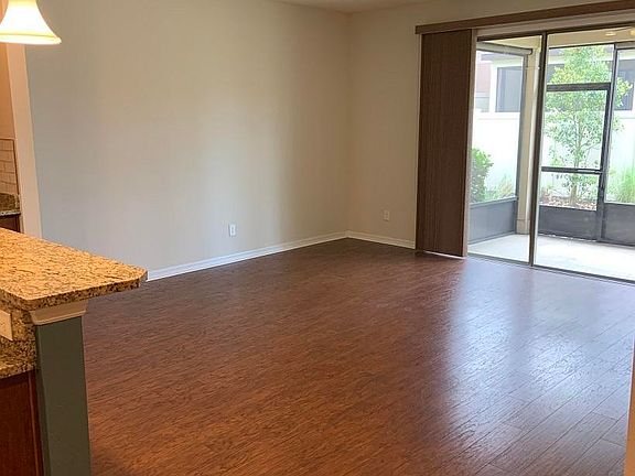 5th image of 7002 Buroak Ct