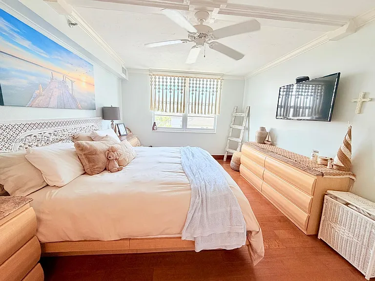4505 S Ocean Blvd #502 — Photo 8