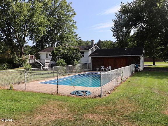 5th image of 12 Fisher Rd