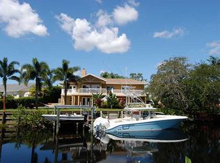 1309 SW Pine Tree Ln, Palm City, FL 34990