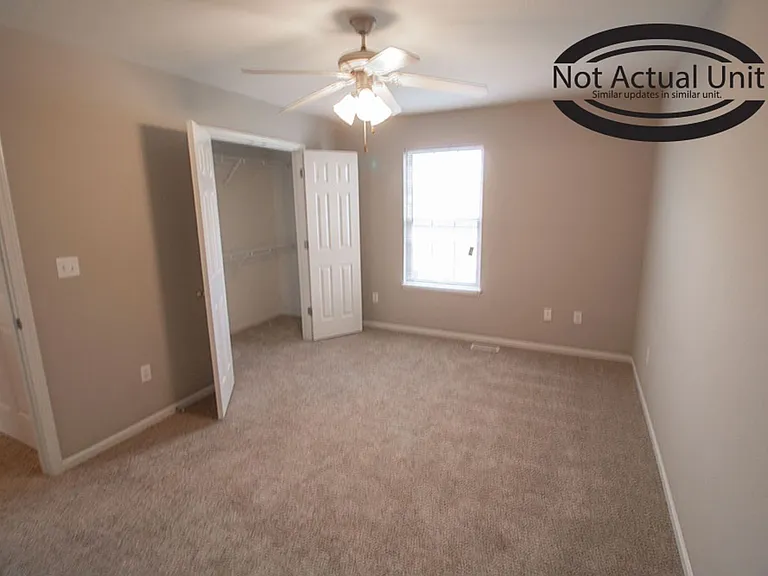 3914 Snowy Owl Dr — Photo 18