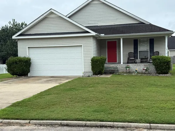 103 Riverview Dr, Daleville, AL 36322