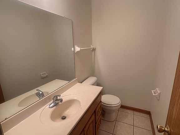 5th image of 2748-2754 Walden Bluff Ct #2750