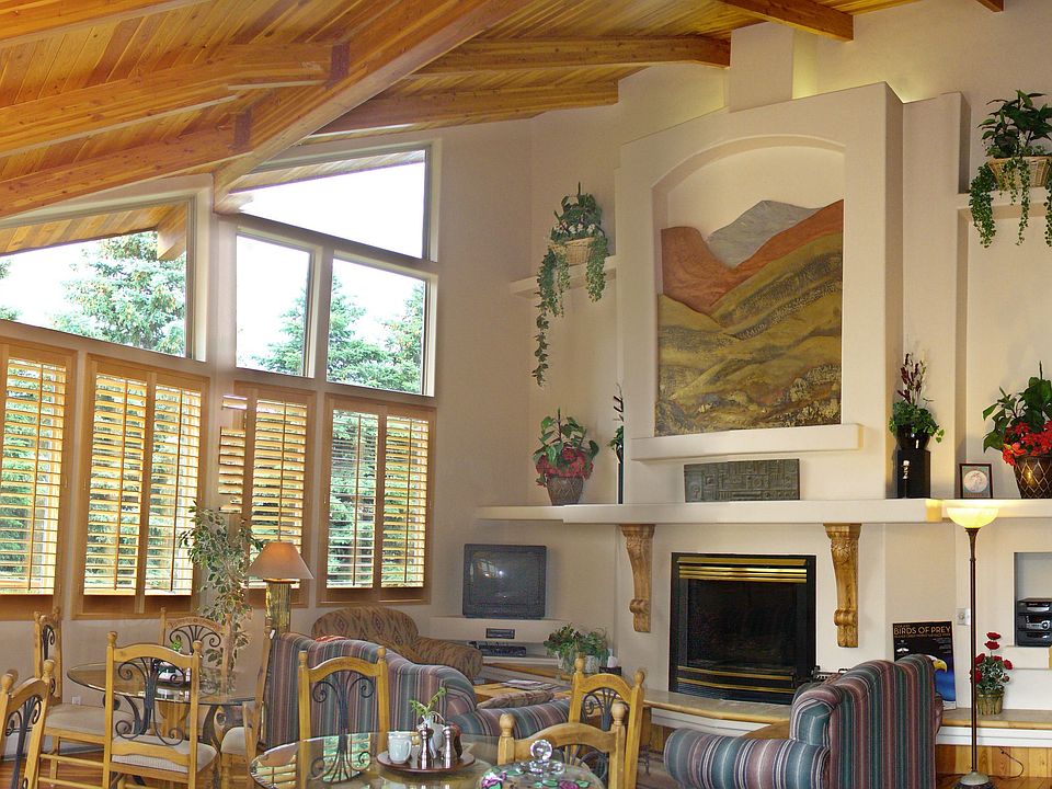 Great Room Toward Fireplace