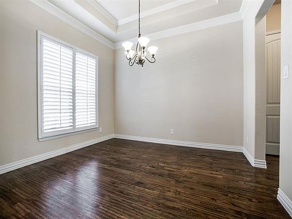 4th image of 1527 Bellnap Dr