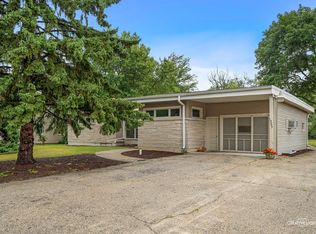 1255 N Randall Rd, Aurora, IL 60506