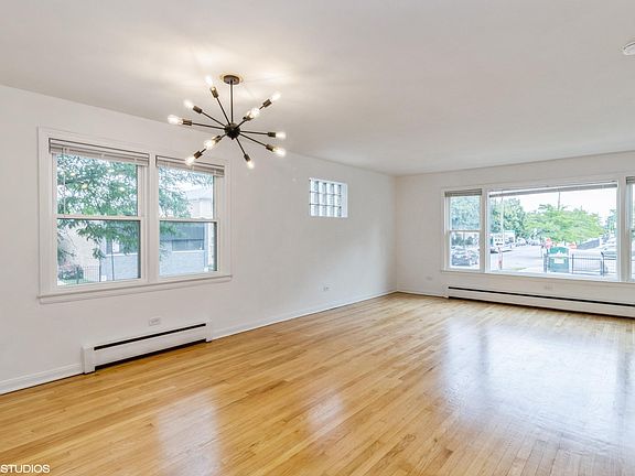 5th image of 5559 W Giddings St #1