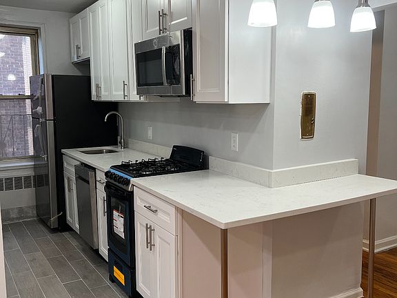 4th image of 1600 Caton Ave APT 3B