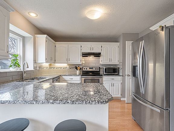 3rd image of 21270 W 124th St