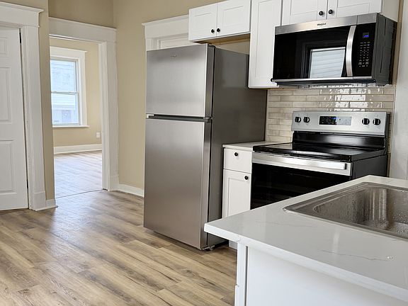 3rd image of 2034 Avenue A #1