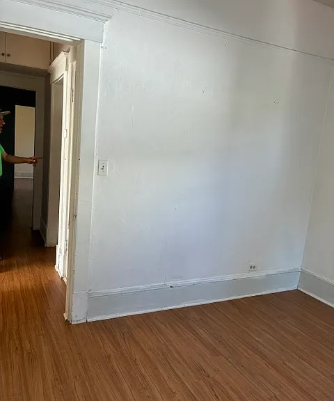 106 Newton St — Photo 16