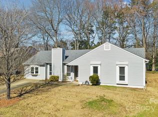 10737 Copper Field Dr, Pineville, NC 28134