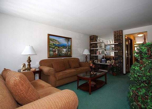 5th image of 7751 Leclaire Ave