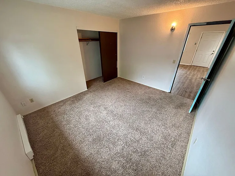 713 Airway Ave — Photo 8