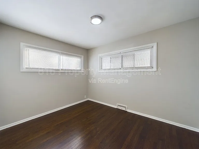 11404 Eastern Ave — Photo 10