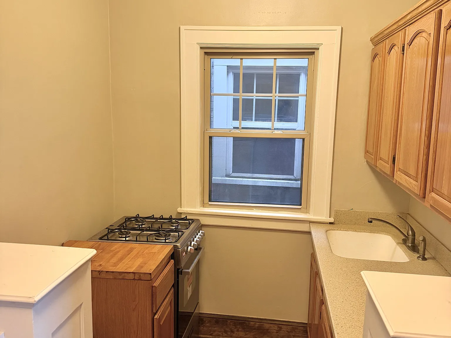 The Canterbury Apartments - 17 — Photo 3