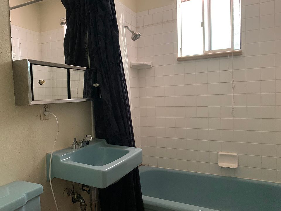 1st image of 1313 Burton Ct #2