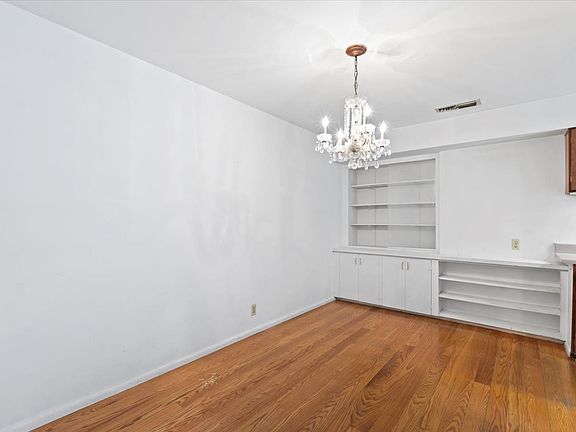 3rd image of 777 E South Temple St S #3F