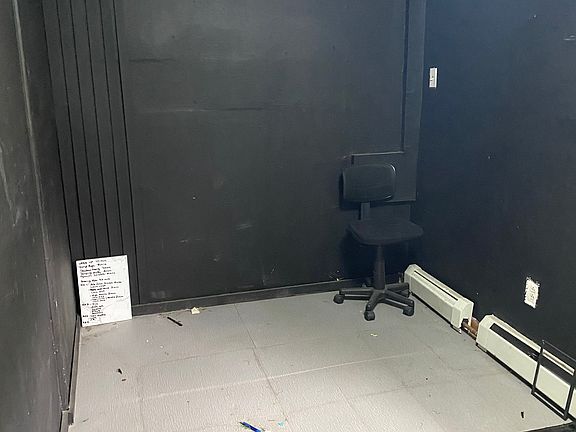 5th image of 423 Elizabeth Ave APT 2