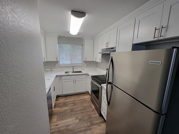 5th image of 12705 48th Ave NE APT 2