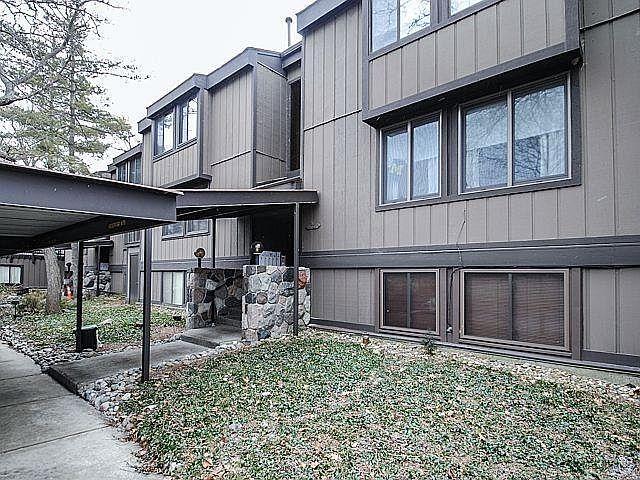 1st image of 1731 Cliffs Lndg #102F