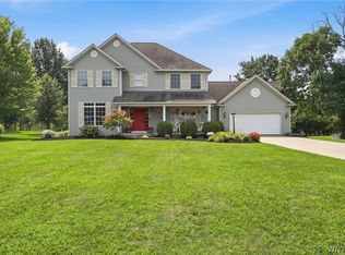 10713 Jones Rd, Clarence, NY 14031