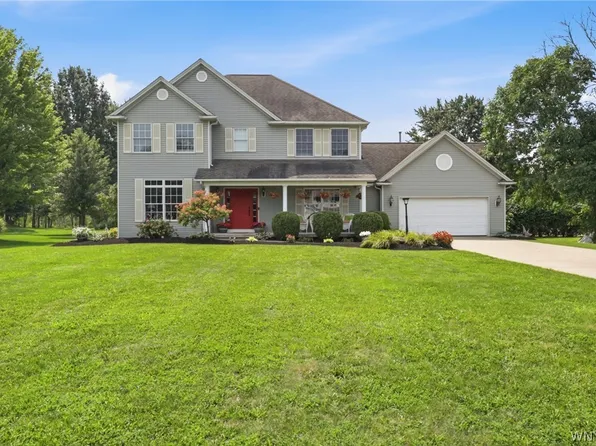 10713 Jones Rd, Clarence, NY 14031