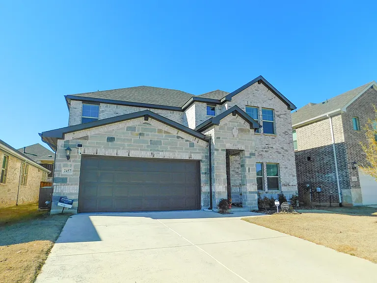 2457 Pinnacle Pl — Photo 4